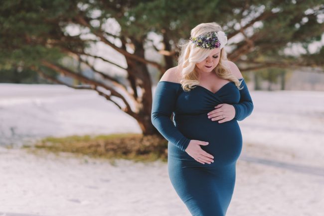 Best Maternity photographer Toronto