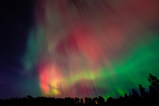 aurora borealis guelph ontario october 2024